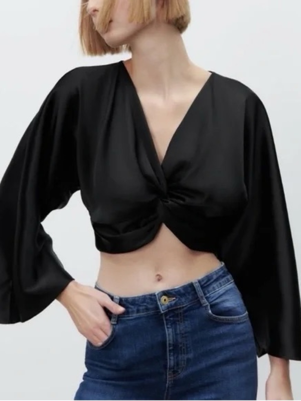 Zara - Black Twist-Front Crop Top
